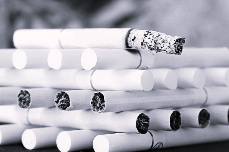Hypnothérapie-hypnothérapeute-emdr-praticienne-vannes-séné-poulfanc-cabinet-hypnose-problématiques-arret tabac-anxiété-stress-phobie-traumatisme-poids-sommeil-inconscient-thérapie-aide-accompagnement